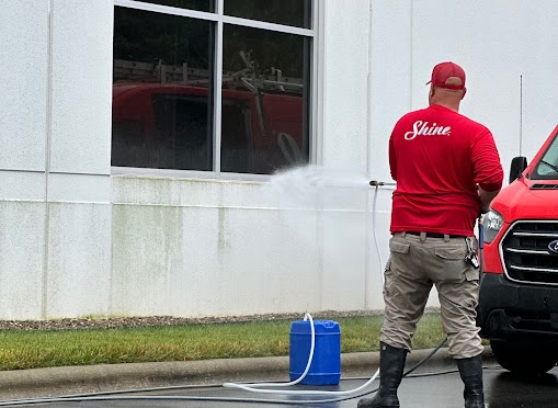 Commercial Pressure Washing